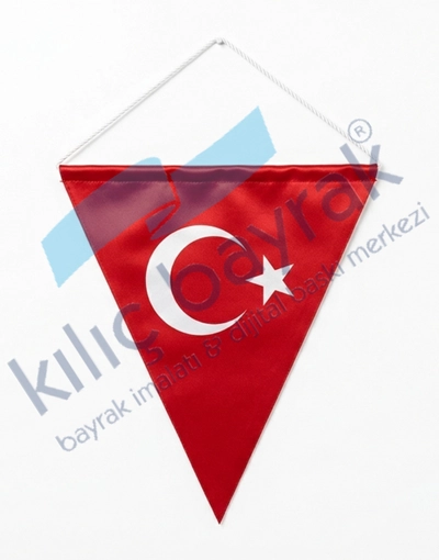 Saçaksız Takdim Türk Bayrağı